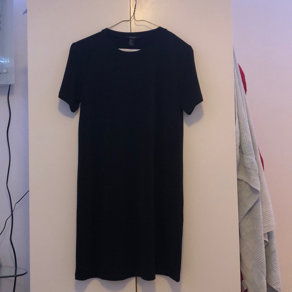 Black forever 21 T-shirt dress